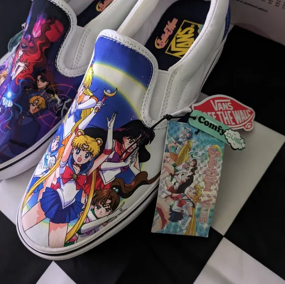 Vans ComfyCush Slip On Men 10.5 Sailor Moon Pretty Guardians Multicolor 072024 - Picture 2 of 12